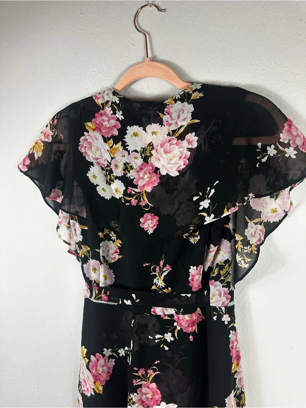 WAYF Palermo Floral Flutter Short-Sleeve Midi Dress - Black with Pink Floral